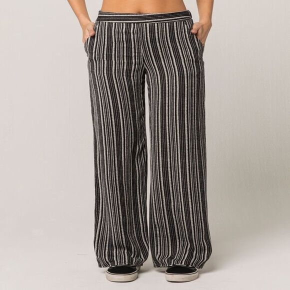 Ivy & Main Black And White Wide Leg Pants Sz - Picture 3 of 8